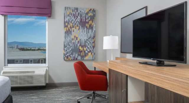 Номер Standard Hampton Inn & Suites Reno/Sparks