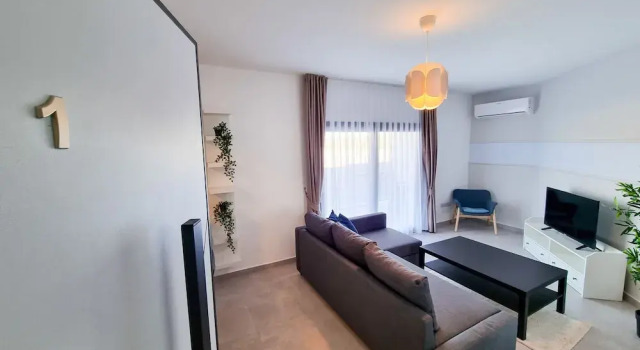 Helena Pool Apartments, Book Apartment Hotels in Bogaz with Parking, Parking