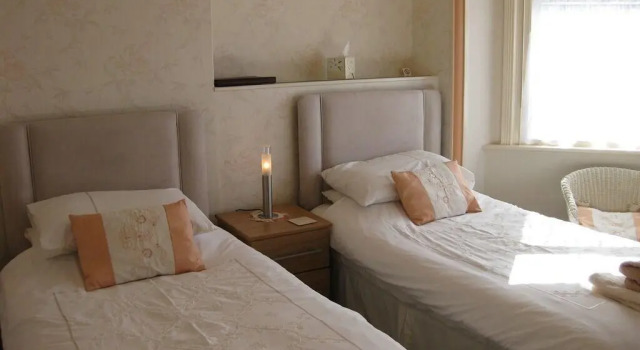 SmartsWay Hotel & Wellness, Забронировать Отель Бизнес-отели Исторического графства Суссекса, 4* 5*