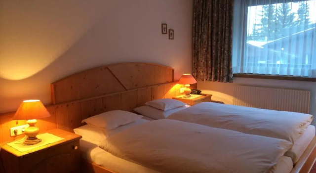 Hotel Garni Senn, Забронировать Отель Отели Санкт-Антон-ам-Арльберг 3 звезды, рядом с Ski Arlberg (Арльберг), 3*
