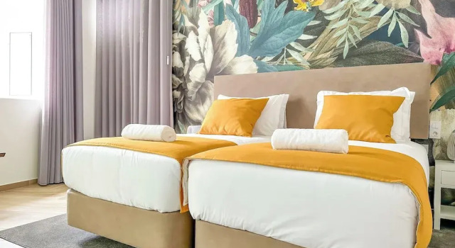Двухместный номер Standard с видом на внутренний двор Guest House Jacarandá Faro