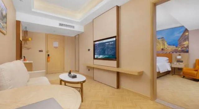 Люкс Business Vienna Hotel (Shantou Chaoyang Station Gurao Branch)