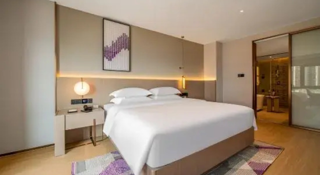 Люкс Deluxe Lavande Hotel (Chongqing Fengdu Jiuheng Times Square)