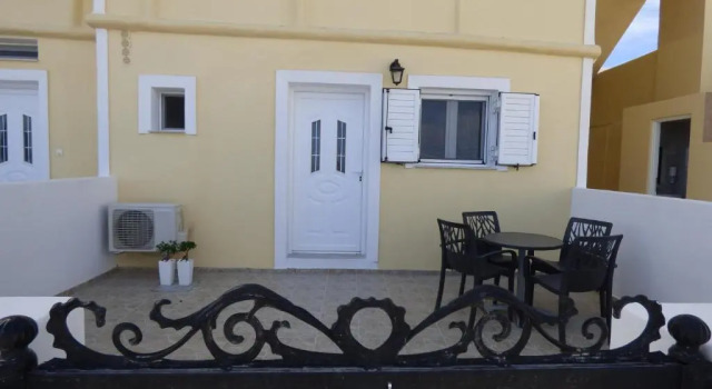 Апартаменты Цокольный этаж с 2 комнатами Rampelia apartments