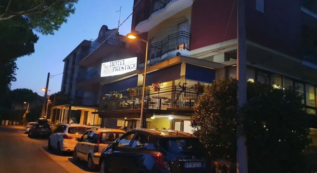 Hotel Prestige miramare, Prenota Hotel Miramare Rimini