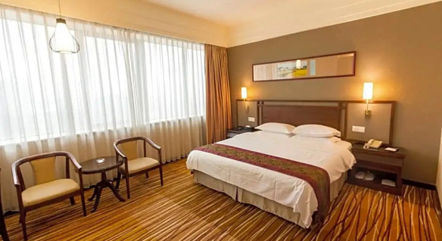 Двухместный полулюкс Celeste Palace International Hotel