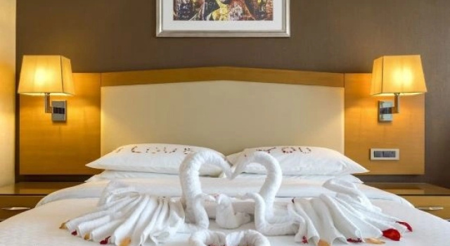 Двухместный люкс Business c 1 комнатой с видом на город Four Points by Sheraton Ikot Ekpene