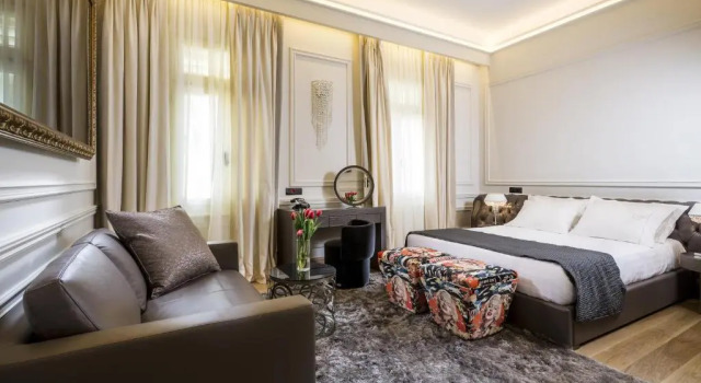 Номер Deluxe 3 Sixty Hotel & Suites