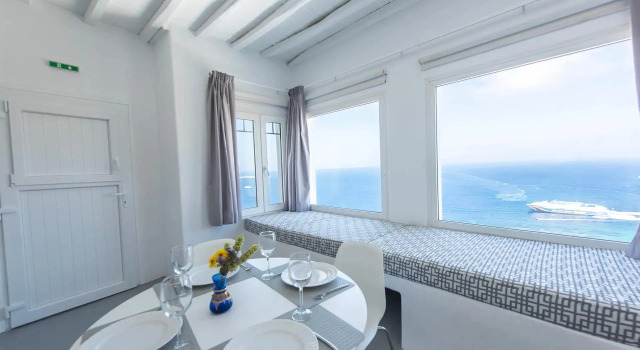 Полулюкс с балконом Eagles Nest Mykonos Suites & Apartments - Shared Pool & Jacuzzis
