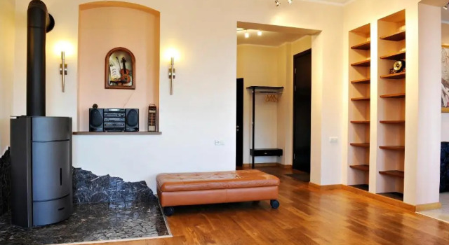 Апартаменты Raina Lux Apartment