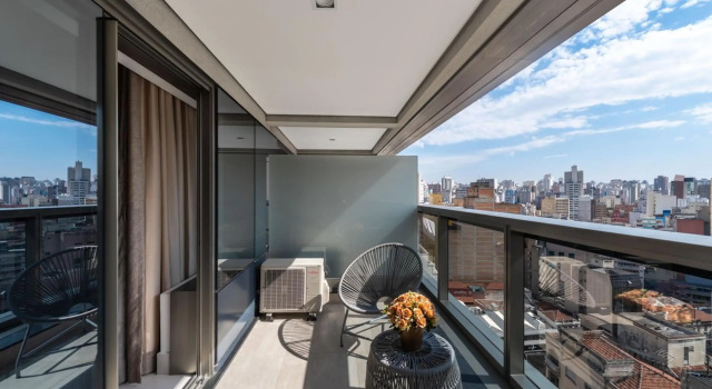 5 Studios Luxo Varanda Cozinha Equipada Piscina Academia Garagem WiFi Perto do Metrô Praça da República São Paulo, Забронировать Апартаменты/квартира Отели Se с парковкой, Парковка
