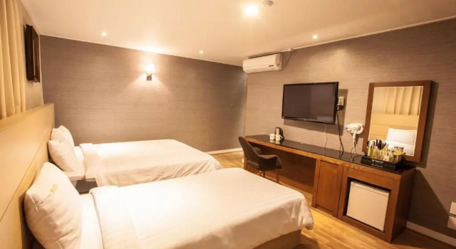 Двухместный номер Deluxe Pungnam Tourist Hotel