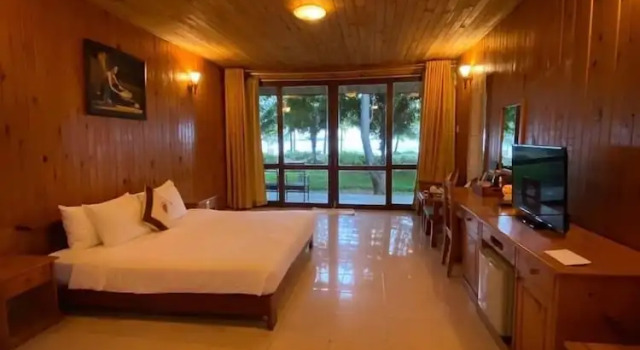 Бунгало рядом с пляжем Tan Son Nhat Con Dao Resort