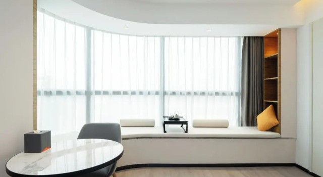 Номер Executive Grand Mercure Guangzhou Baiyun International Airport