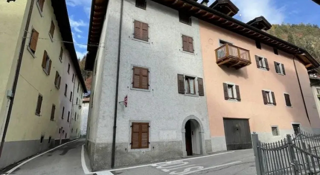 061 Bilocale Mansarda Carisolo