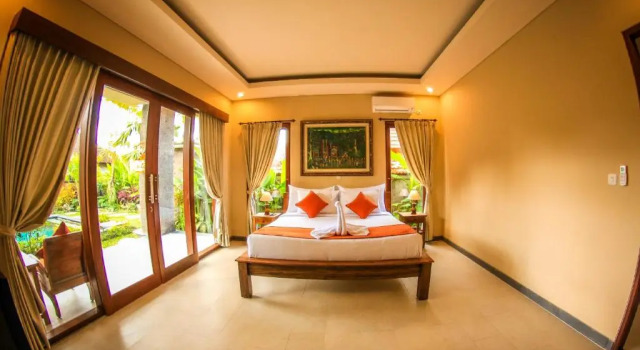 Номер Deluxe Cahyatika Bed & Breakfast