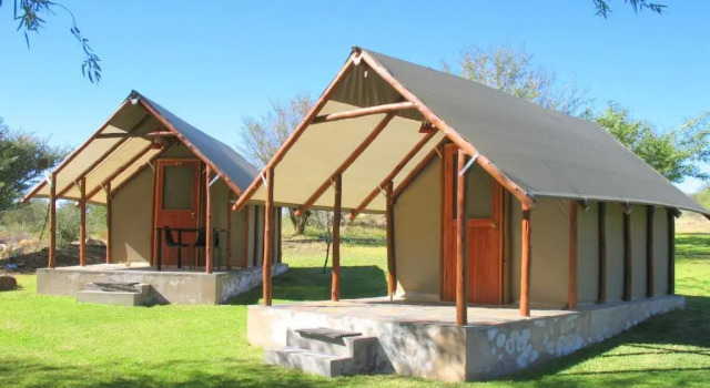 Тент Oranjerus Resort