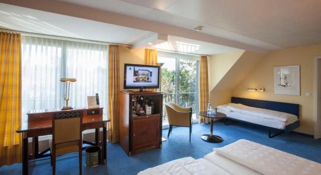 Семейный номер Standard с балконом Engimatt City & Garden Hotel