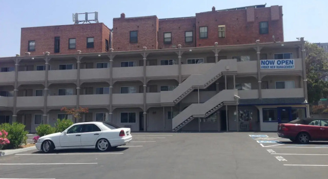 Econo Lodge Oakland Lake Merritt Area, Забронировать Отель Окленд Область залива Сан-Франциско, рядом с Grand Lake Theater