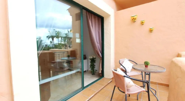 Апартаменты La Duquesa, greatly located 1 bedroom apartment in desirable urbanization, backing to Golf course near the beach LA312