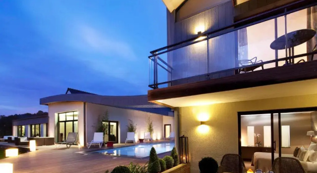 Номер Privilege LAubinière Hôtel Restaurant & Spa