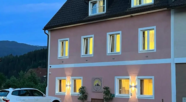 Апартаменты Kirschbaum Apartment