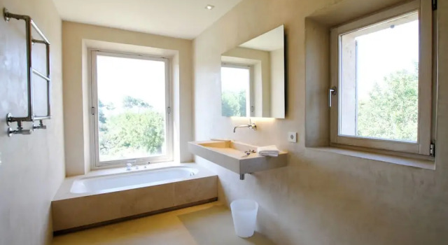 Luxury Design Villa With Large Private Pool and sea View in Northern Mallorca, Rezerwuj Boutique Hotel Arta Majorka