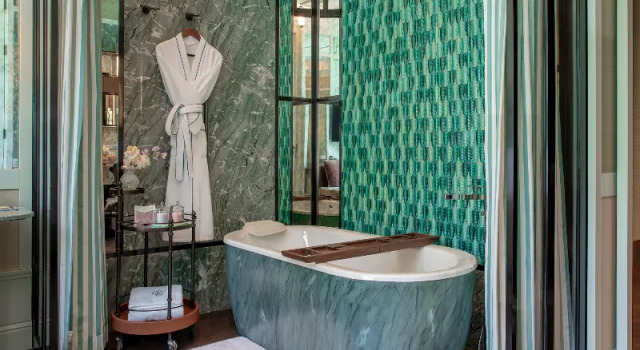 Люкс с видом на озеро The Silk Lakehouse, Shangri-La Hangzhou
