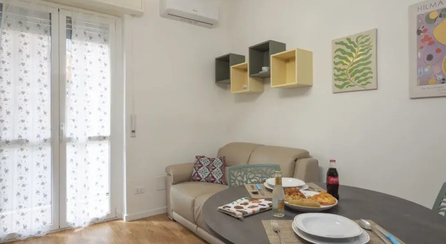 Апартаменты Nice Apartment in Milano