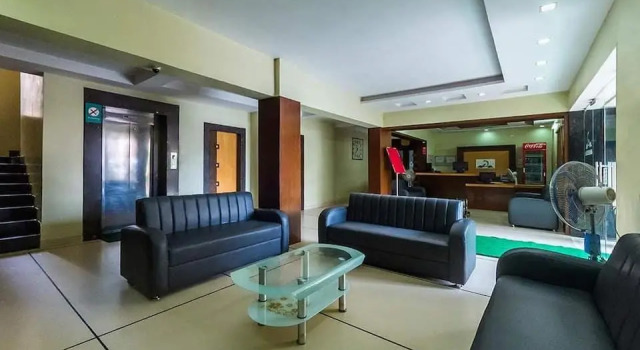 Hotel Jagadeeswari, Rezervovat Hotel Hotely v Andhra Pradesh s parkováním, Parkování