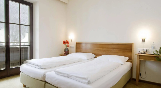 Hotel Scesaplana, Забронировать Отель Бизнес-отели Бранд, рядом с Канатная дорога Гульмабан, 4* 5*
