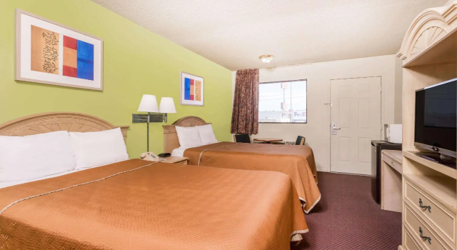 Четырёхместный номер Standard Travelodge by Wyndham Cordele