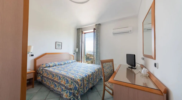 Двухместный номер Superior с балконом и с видом на море La Capannina - Hotel & Apartments