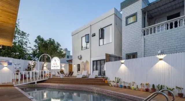 Three Lives · Blooming Pool Homestay (Sanya West Island Branch), Book Hotel Sanya Hainan
