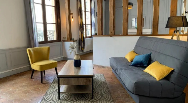 Апартаменты Le Clocher- Appartement dans le cœur de ville