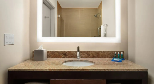 Двухместный номер с диваном Standard Holiday Inn Express Hotel & Suites Belmont by IHG