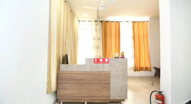 Hotel S7 by OYO Rooms