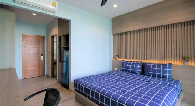 Двухместный номер Superior с балконом Peace Blue Naiharn Naturist Resort Phuket SHA Extra Plus