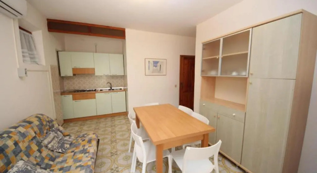 Villa Manu appartamento 01, Prenota Appartamento Hotel a Veneto con parcheggio, Parcheggio