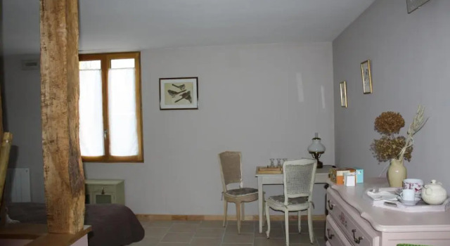 Chambre d'hôtes - Le jardin des Patissons, Book Hotel  