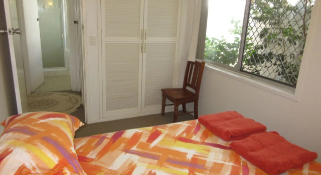 Waterfront Home Stay, Забронировать Отель Серферс-Парадайс Голд-Кост, рядом с Выставочный и конгресс-центр Голд-Коста
