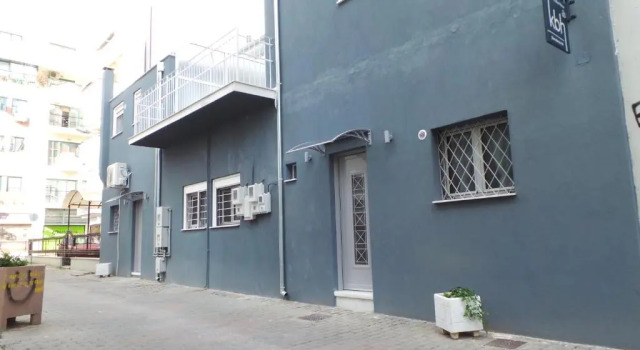 Katies Blue House, Book Hotel Volos 