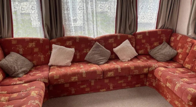 Lovely 3 bedroom 8 berth caravan in Rhyl, Забронировать Отель Отели и гостиницы Рила, рядом с Пляж Rhyl, Отель
