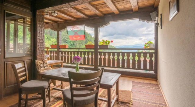 Macedonia Guest House, Prenota Affittacamere Bansko 