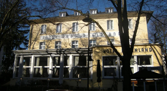 Hotel Rheinland, Забронировать Отель Отели Бонна с парковкой, рядом с Оздоровительный центр Курфюрстенбад, Парковка