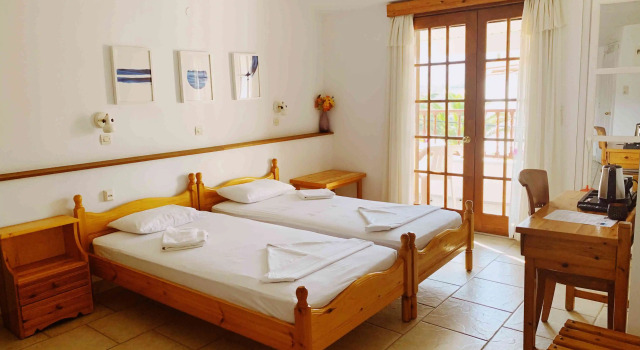 Potokaki Beachfront Hotel, Book Hotel Pythagoreio Samos