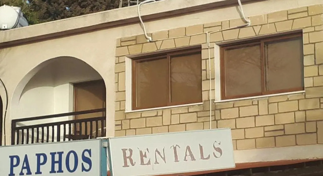 The Cosy Retreat Kato Paphos Apt 400m To The Beach, Boek Hotel Hotels in Paphos met parkeren, in de buurt van Vrisoudia ΙΙ Beach, Parkeren