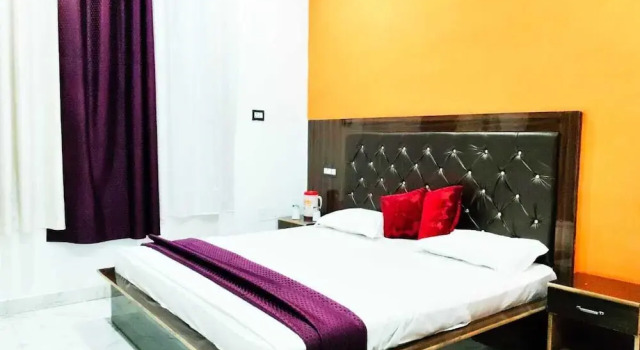 Hotel Dev Palace Kempty, Rezervovat Hotel Mussoorie Uttarakhand