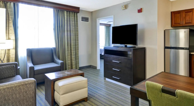 Двухместный люкс Homewood Suites by Hilton Dulles Int'l Airport