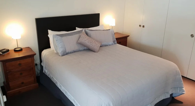 Apartment 9